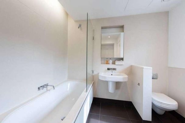 Kings Road, Chelsea, SW3 - Photo 1