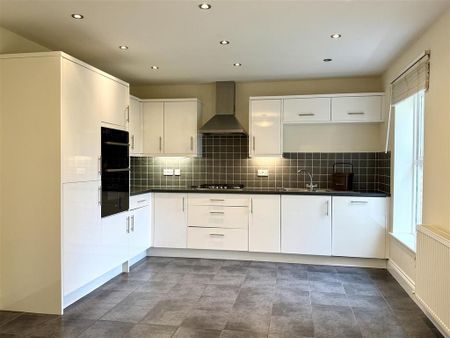 4 bedroom house to rent - Photo 5