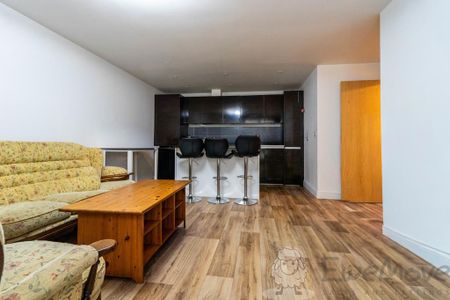 2 bedroom apartment to rent - Photo 2