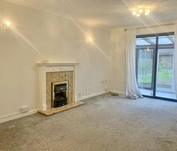 2 bedroom bungalow to rent - Photo 1