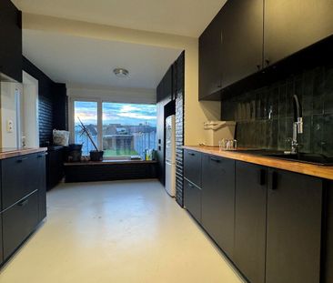 Instapklare woning met 3 slaapkamers en tuin te Roeselare - Foto 2