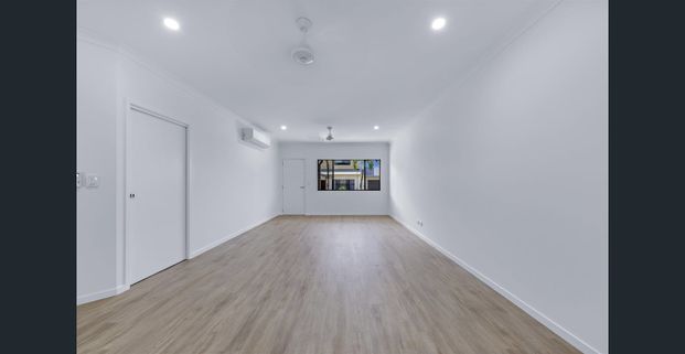 Fantastic Opportunity in The Grove – Brand New Townhouse for Rent - Photo 1