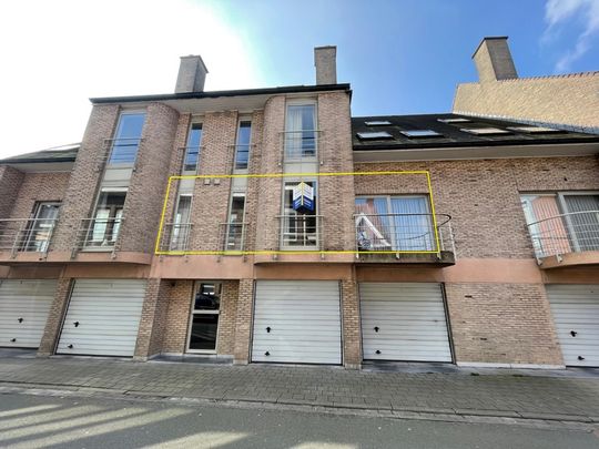 TE HUUR: Twee-slaapkamerappartement in het centrum van Tielt. - Photo 1