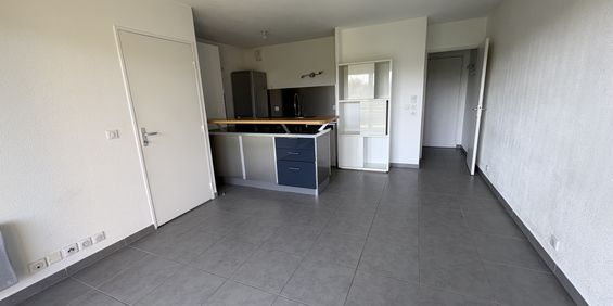 Location Appartement 2 pièces 45m² AIX EN PROVENCE 90ème - Photo 3