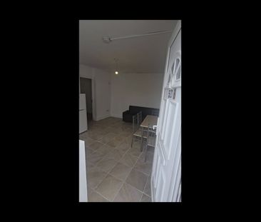 1 Bed Flat, Katherine Road, E7 - Photo 1