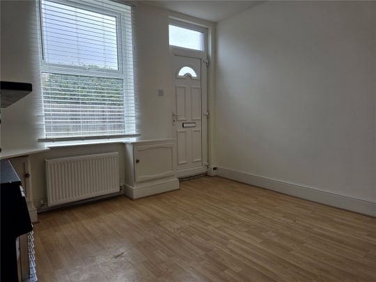 Eaton Terrace, Nottingham, Nottinghamshire, NG3 - Photo 1