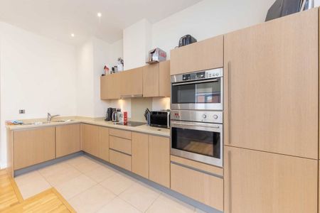 Bromyard Avenue, W3 7BN, London - Photo 5