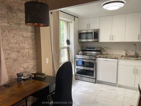 Waldorf Astoria Lofts , #106 - Photo 5