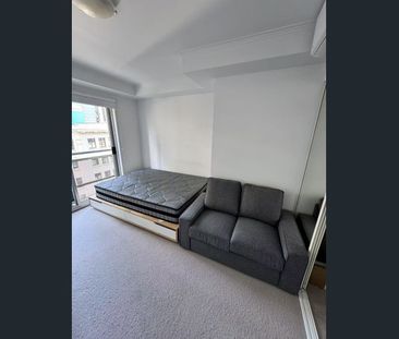 Unfurnished 1B/1B Apartment in the Heart of Melbourne CBD - Photo 3