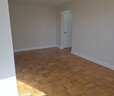 For Lease - 1305 Wilson Avenue Unit# 412, Toronto, Ontario - Photo 4