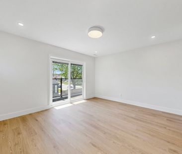 For Lease - 367 Woodmount Avenue Unit# Second Floor, Toronto, Ontario - Photo 6