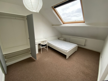 5 bedroom flat to rent - Photo 3