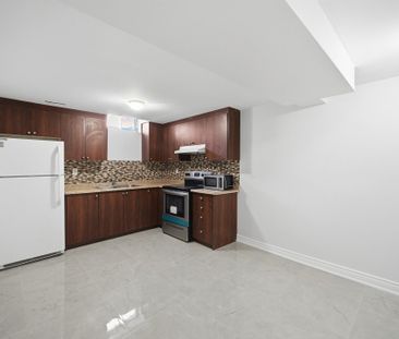 For Lease - 8 DEERPARK Crescent Unit# LOWER, Brampton, Ontario - Photo 6